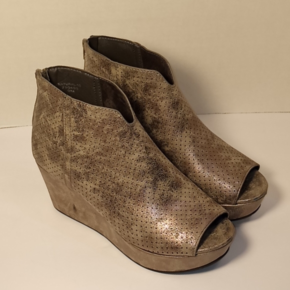 Pierre Dumas Shoes - Pierre Dumas silver distressed wedge ankle heels